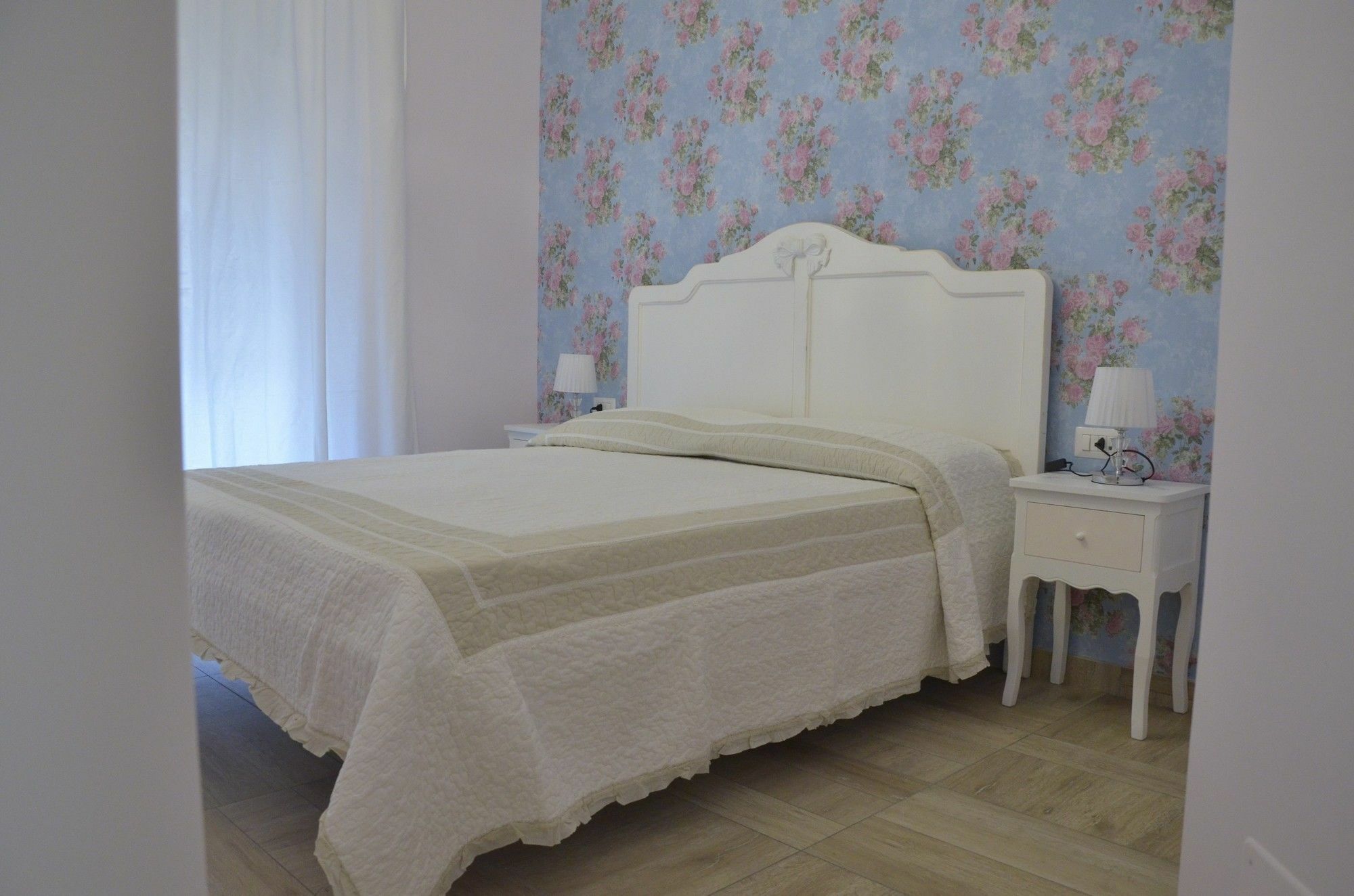 B&B Salerno Chic In Center Экстерьер фото